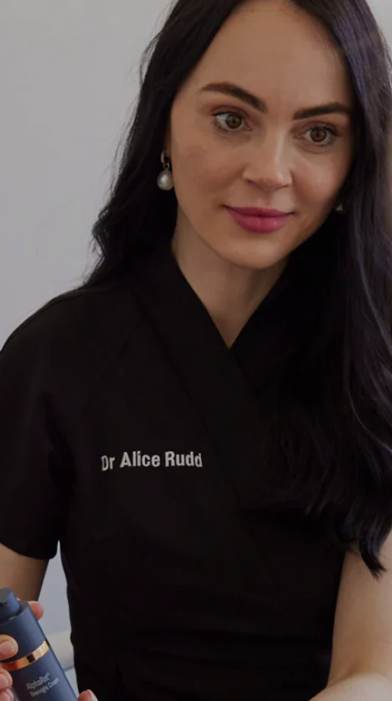Dr Alice Rudd consulting in clinic with patient – co-founder of Stella, expert in dermatology and skin health.